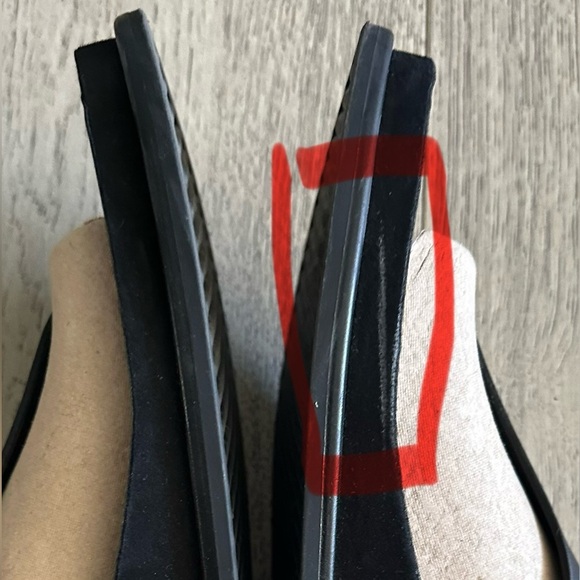 Zara flat leather sandal, black size 10 US size 41 European. - Picture 9 of 10